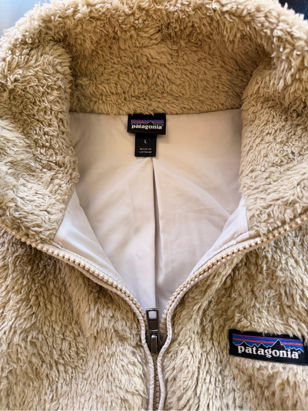 Patagonia Sherpa Fleece Vest Women’s Large Tan Full Zip Cozy - Picture 4 of 4